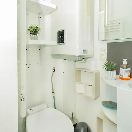 Apartment Near Champs Elysees Apartment Paris