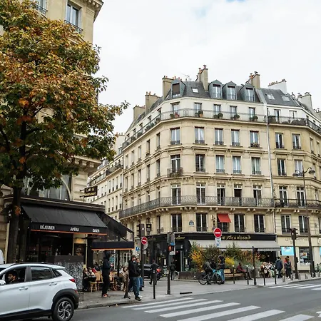 Apartment Near Champs Elysees Apartment *